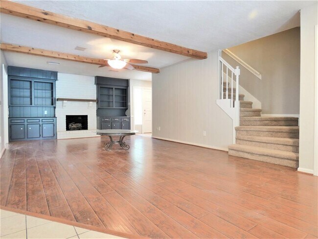 Building Photo - 7511 Renmark Ln