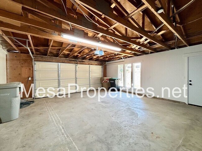 Building Photo - 13626 Sea Gull Dr