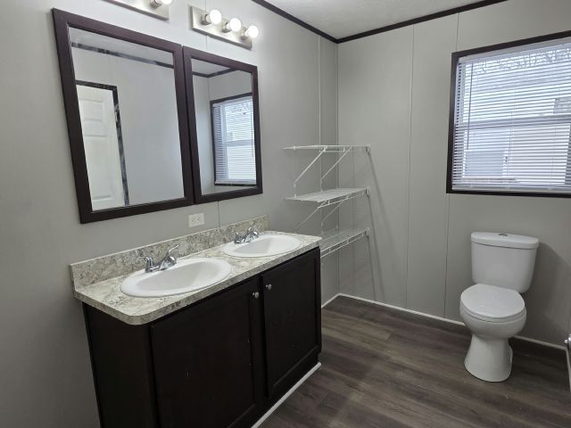 Building Photo - 333 Oriole Ln