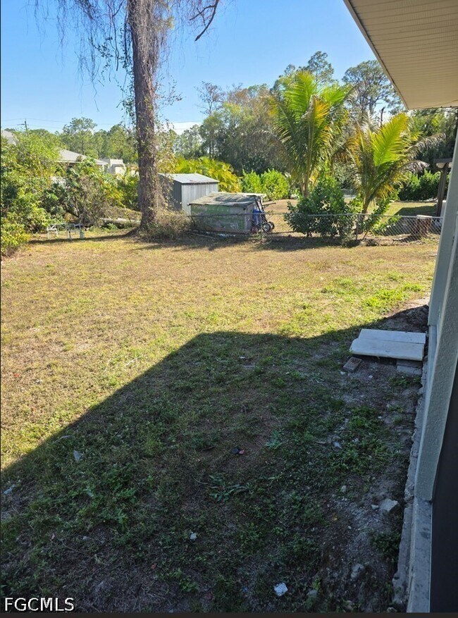 Building Photo - 245 Meadow Rd