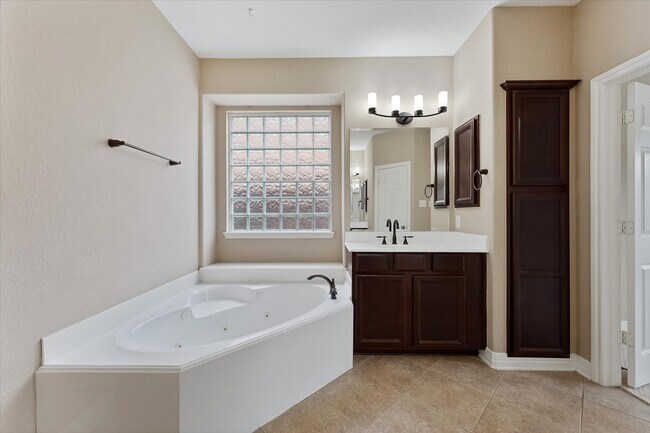 Building Photo - 23918 Windsor Canyon Court