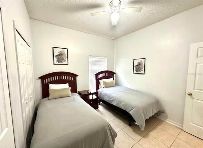 Building Photo - 5212 Jasmine Trace Ln