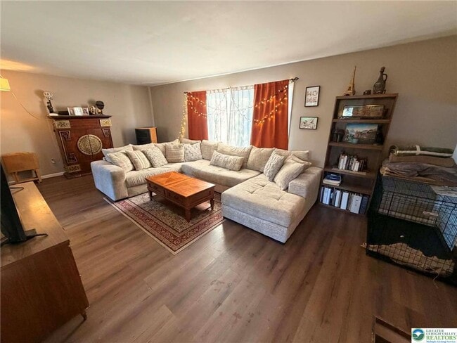 Building Photo - 1170 Oakhurst Dr