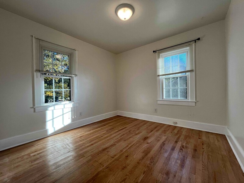 Building Photo - 44 Axley St