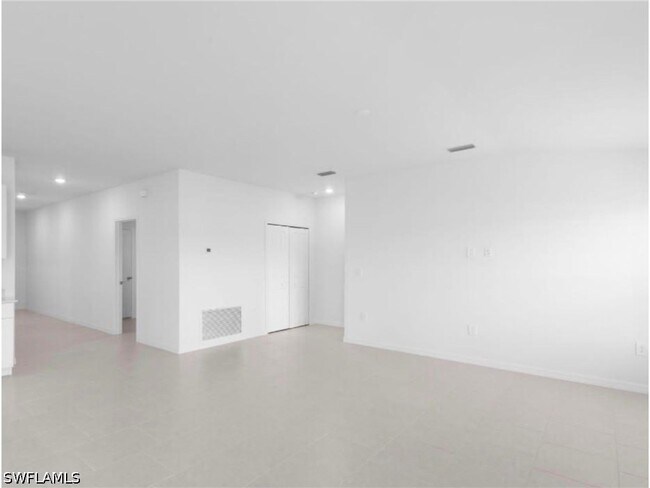 Building Photo - 17289 Cantu Ct