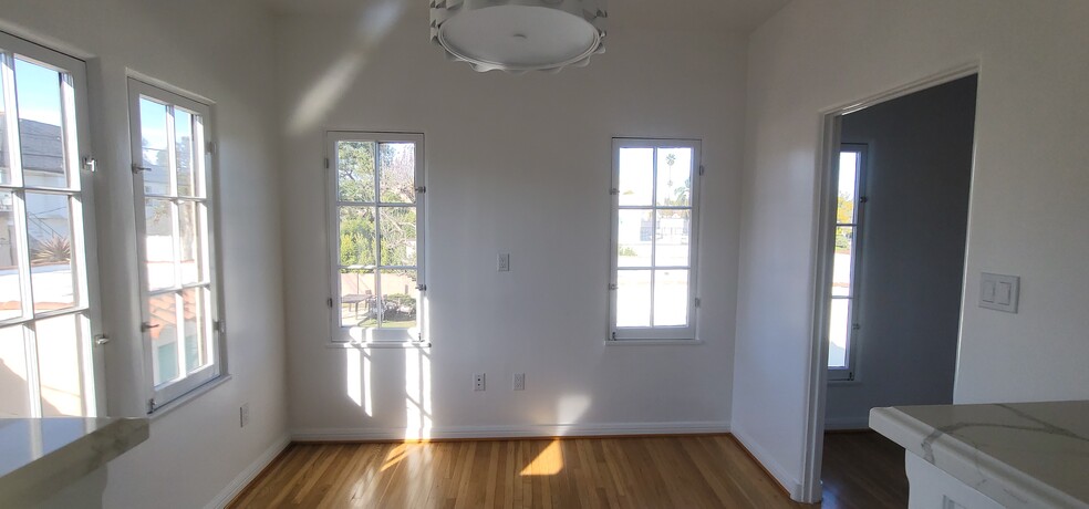 Dining Area - 1557 S Genesee Ave