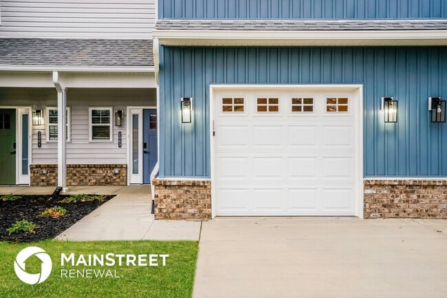 Building Photo - 2063 Paddle Wheel Dr