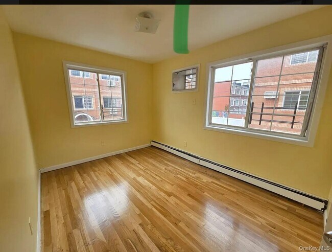 Building Photo - 170-44 93rd Ave