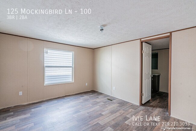 Building Photo - Fernwood MHC - Lot 100