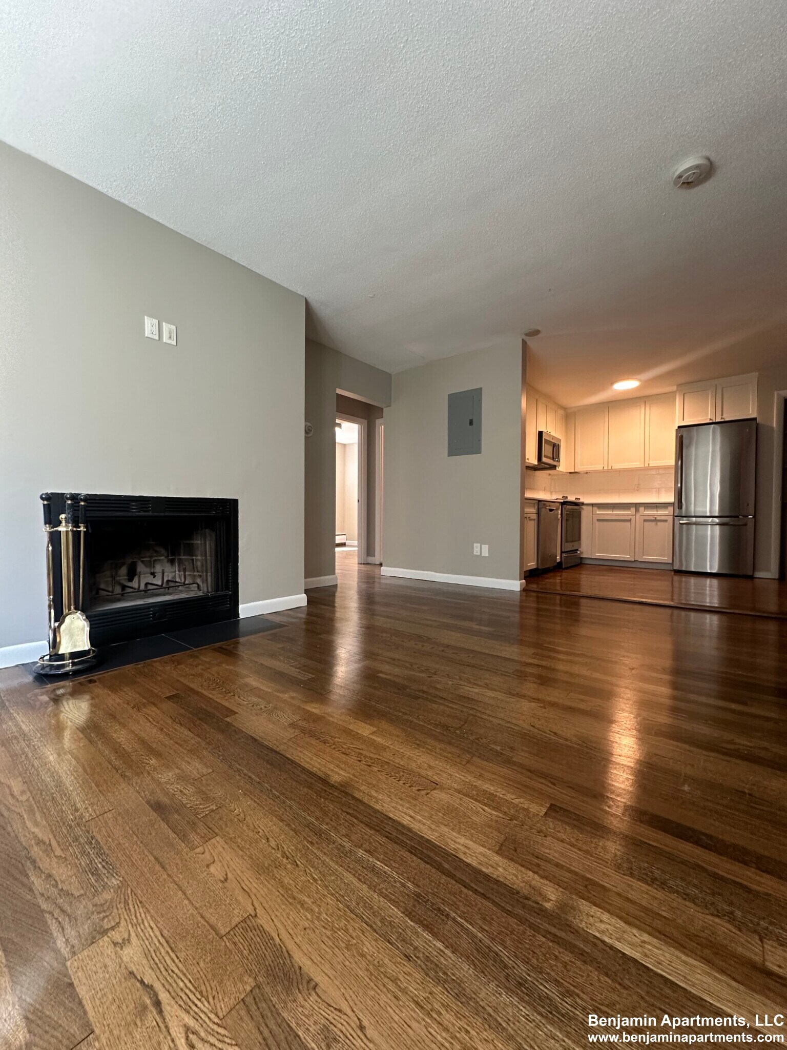 Building Photo - 50 Evergreen St