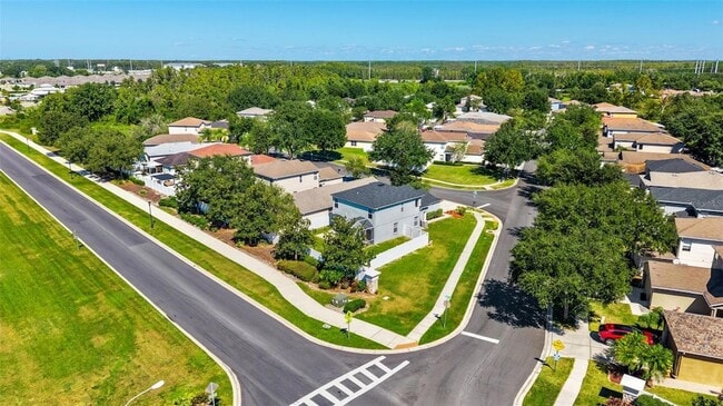 Building Photo - 10238 Perthshire Cir