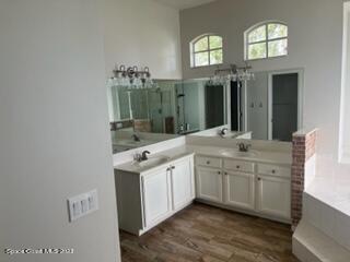Building Photo - 3245 Helmsdale Ct