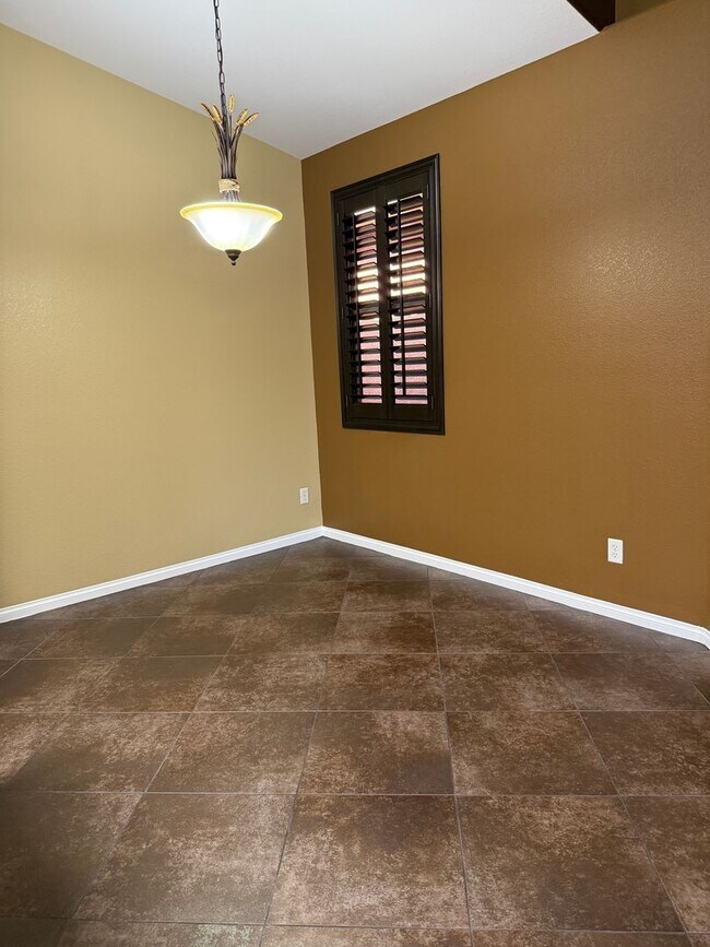 Building Photo - Magnificent Home Located In Guard Gated Tuscany!