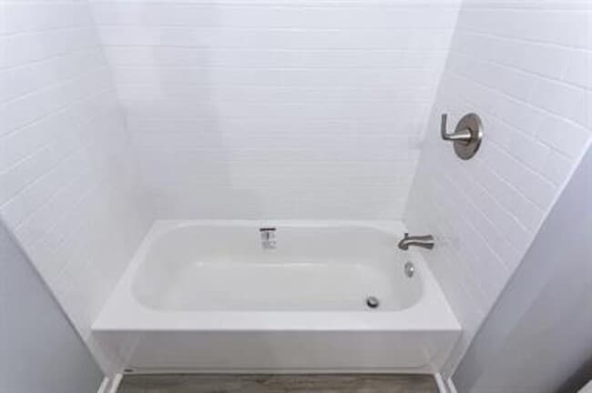 Building Photo - Modern 3BR/2BA Near UAB & Downtown