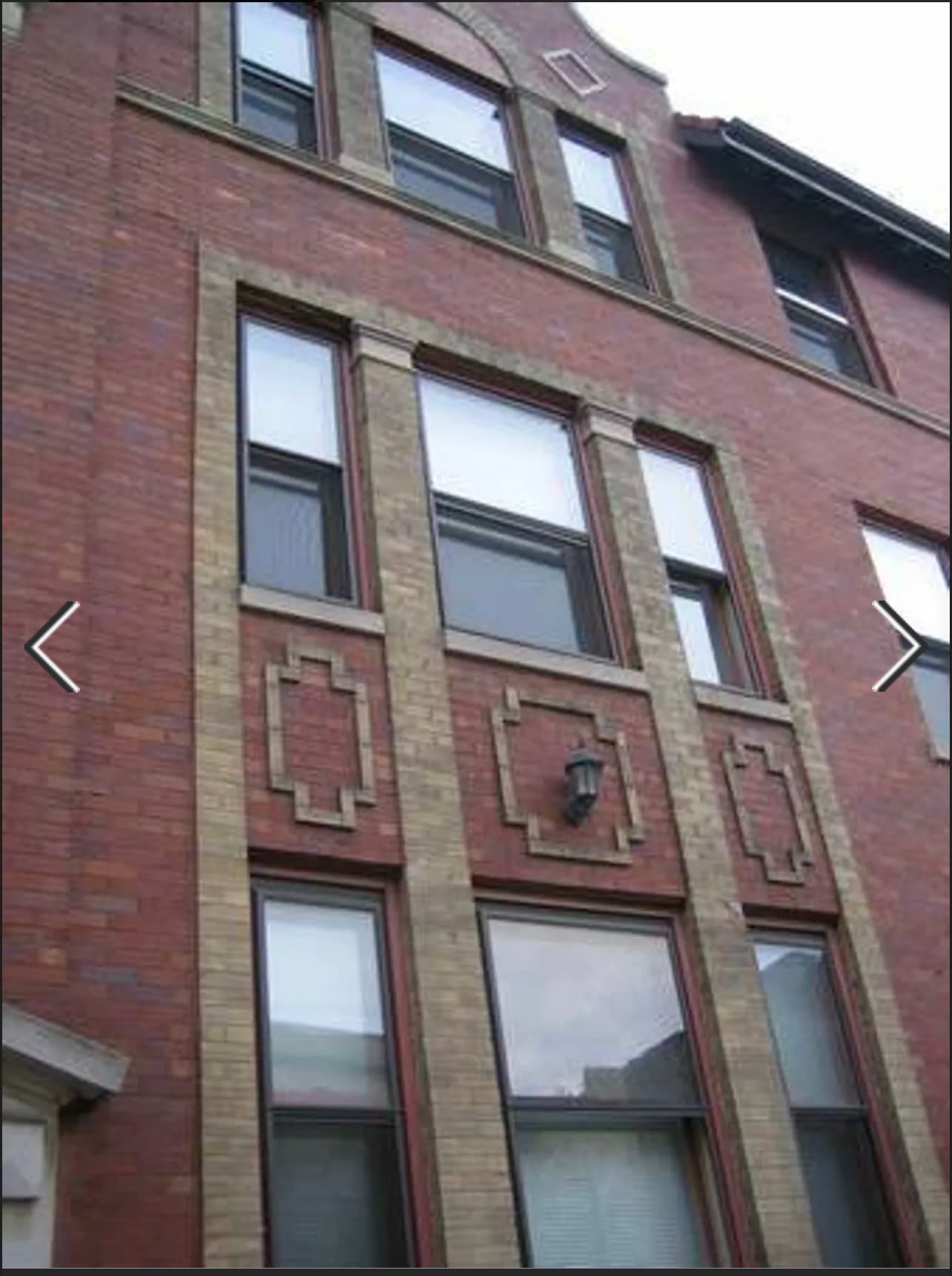 Building Photo - 719 Oakdale W Ave
