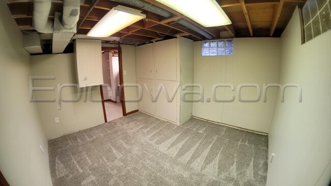 Building Photo - 2645 2nd Ave
