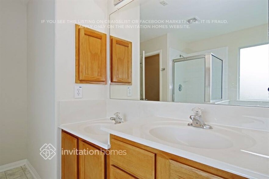 Building Photo - 24514 Kestrel View