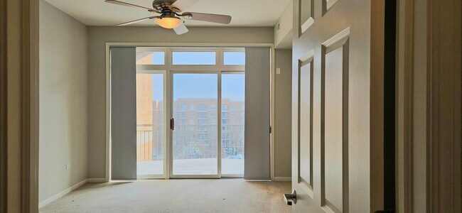 Building Photo - 390 Western Ave