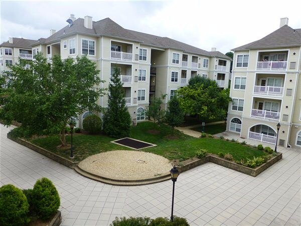 Building Photo - 4551 Strutfield Ln