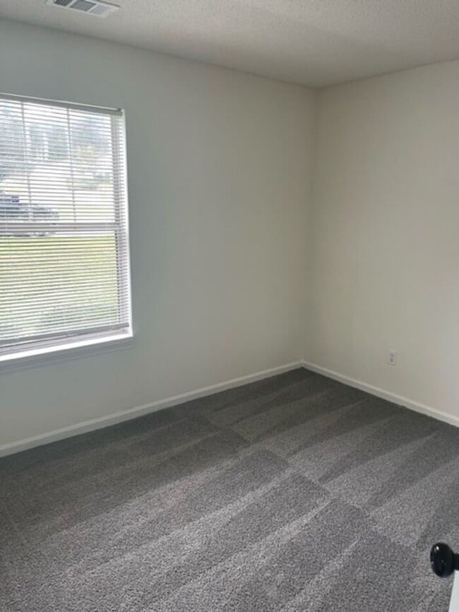 Building Photo - 203 Cypress Cove Ct
