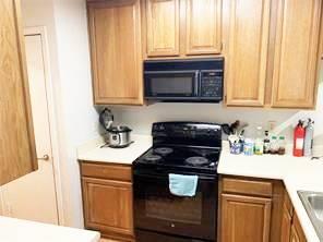 Building Photo - 806 W 24th St