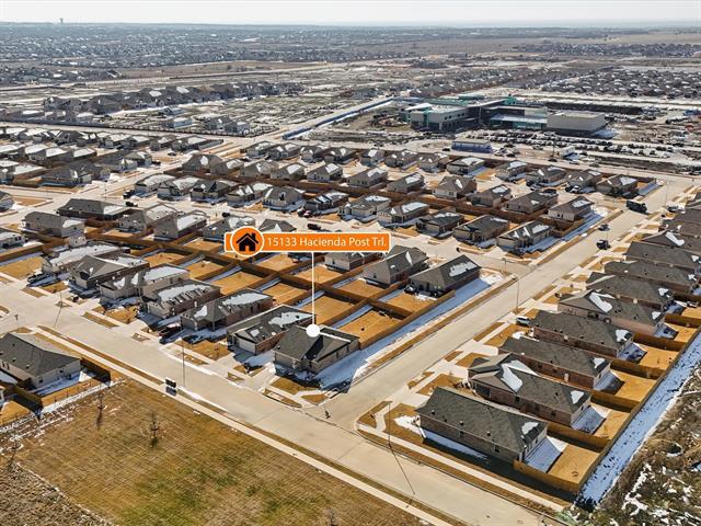 Building Photo - 15133 Hacienda Post Trl