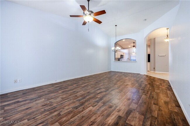 Building Photo - 15221 Cortona Way