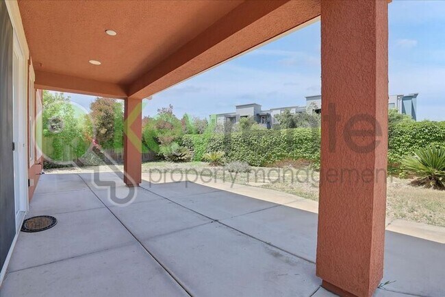Building Photo - 9673 Philta Way