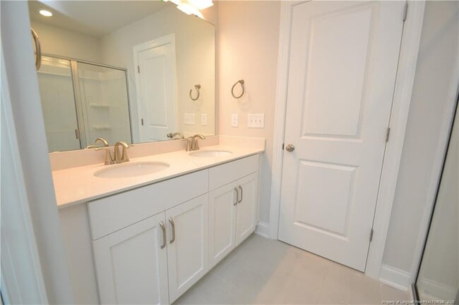 Building Photo - 817 Portland Rose Dr