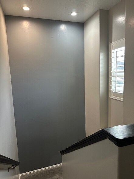 Building Photo - 892 W 2630 N