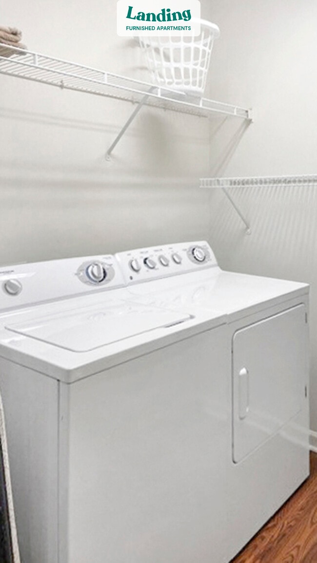 Building Photo - 3443 Kingsboro Rd NE