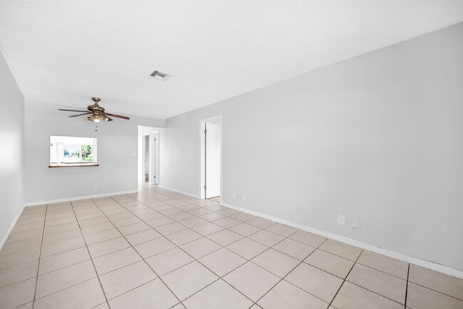 Building Photo - 6542 NW 24th Ct