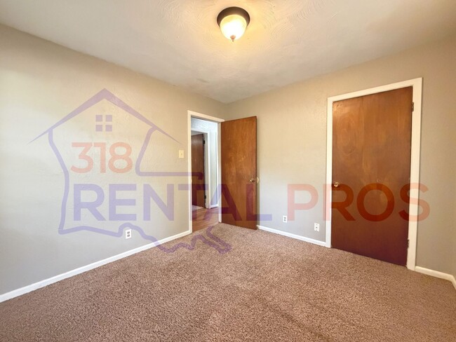 Building Photo - 3 Bed 1.5 Bath Home in Ruston!