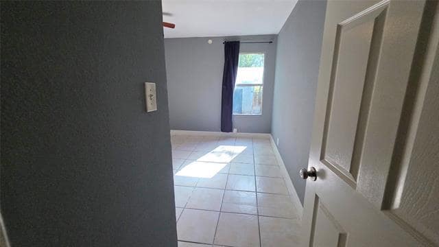 Building Photo - 1417 College St