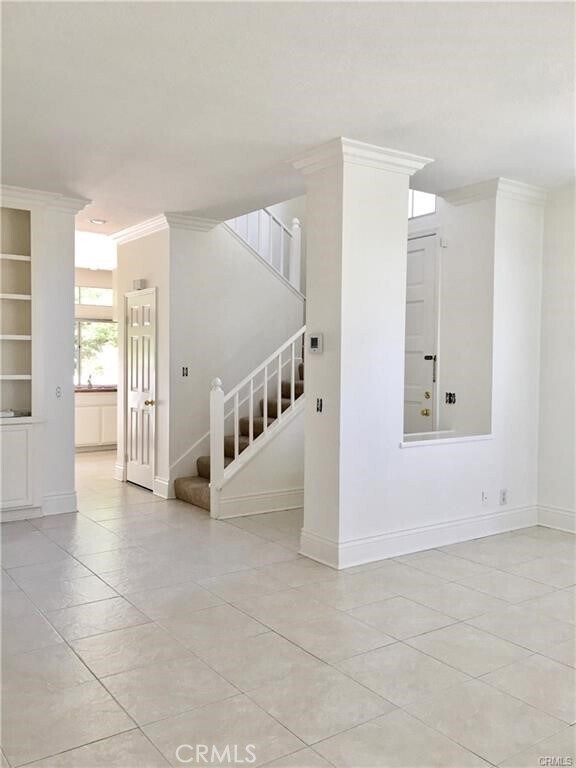 Building Photo - 28267 Paseo El Siena