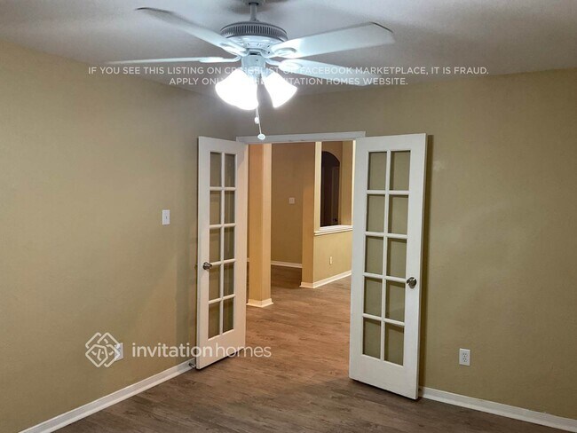 Building Photo - 613 Chestnut Dr