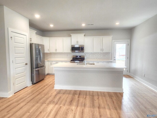 Building Photo - 102 Mississippi St