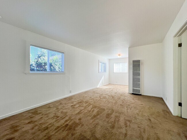 Building Photo - Charming 1 Bedroom, 1 Bath Rental in North Napa!