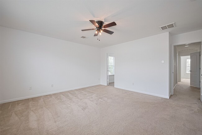 Building Photo - 7734 Pasture Bend Ln