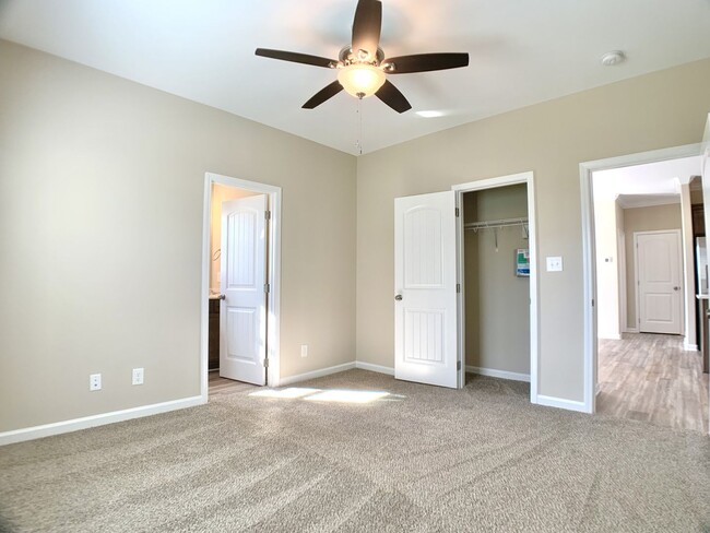 Building Photo - 432 Ayden Ln