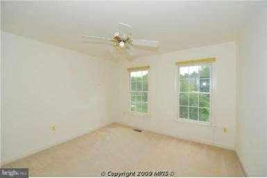 Building Photo - 2123 Queensguard Rd