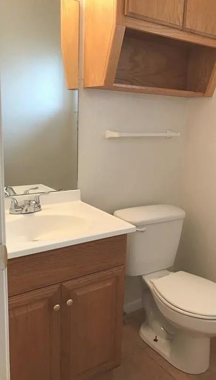 Building Photo - 3005 Lake Rd