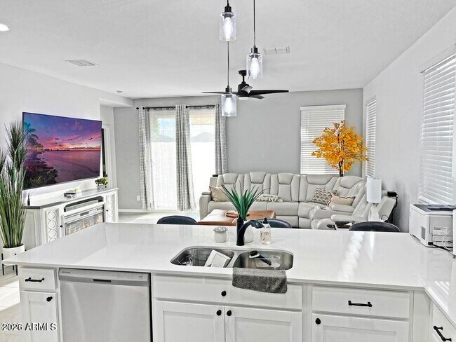 Building Photo - 29902 N Acacia Dr.