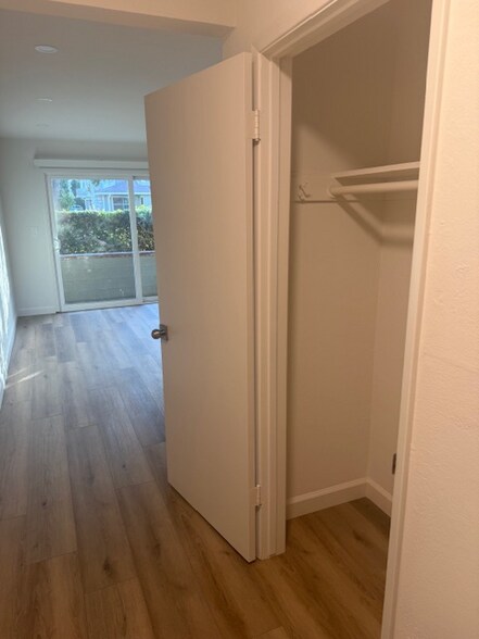 Building Photo - 1223 Cortez Dr