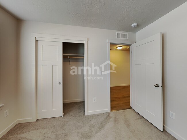 Building Photo - 16903 Bethany Ave