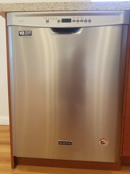 Dish Washer - 1429 S Sycamore Ave