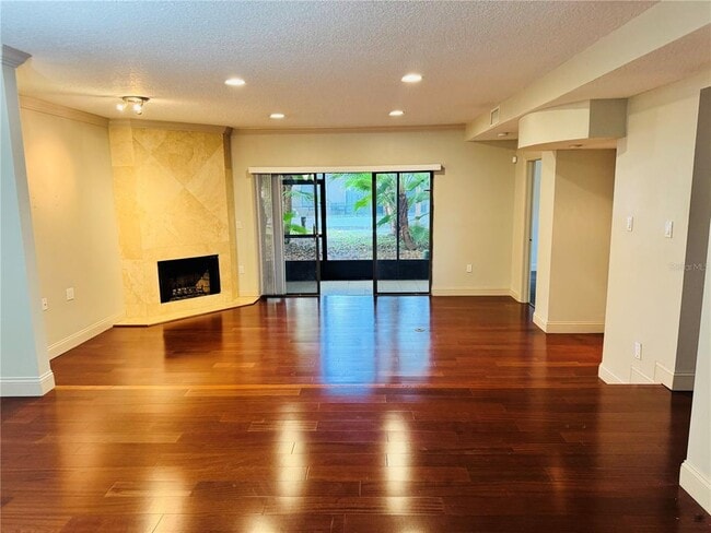 Building Photo - 1000 Winderley Pl
