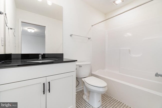 Building Photo - 1134 Franklin St