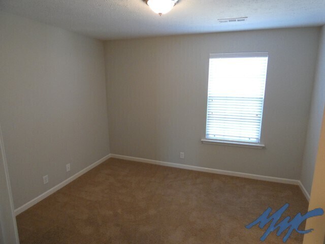 Building Photo - 1511 Orange Ct