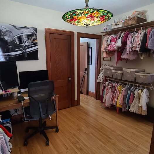 3rd Bed/Office - 528 19th Ave NE